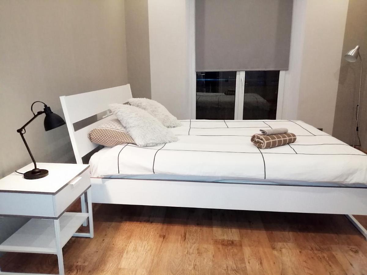 Vienibas 11 Appartement Daugavpils Buitenkant foto