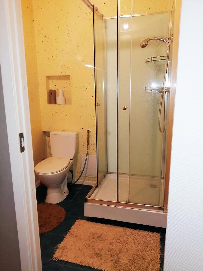 Vienibas 11 Appartement Daugavpils Buitenkant foto